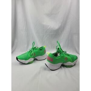 ZUMBA Women’s Air Stomp Classic Athletic Shoes, Low Women's Size 5.5